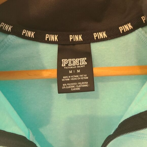 PINK Victoria's Secret Green Fitted Long Sleeve 1/4 Zip - Picture 2 of 7
